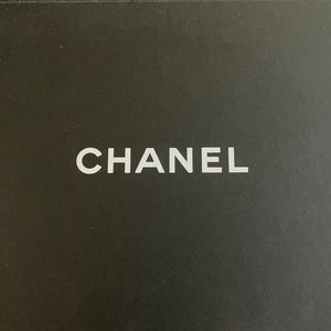 Chanel magnetic box